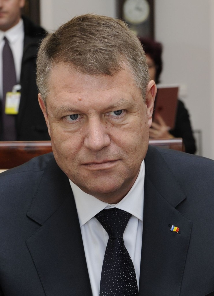 Klaus_Iohannis_Senate_of_Poland_2015_02_(cropped_2)
